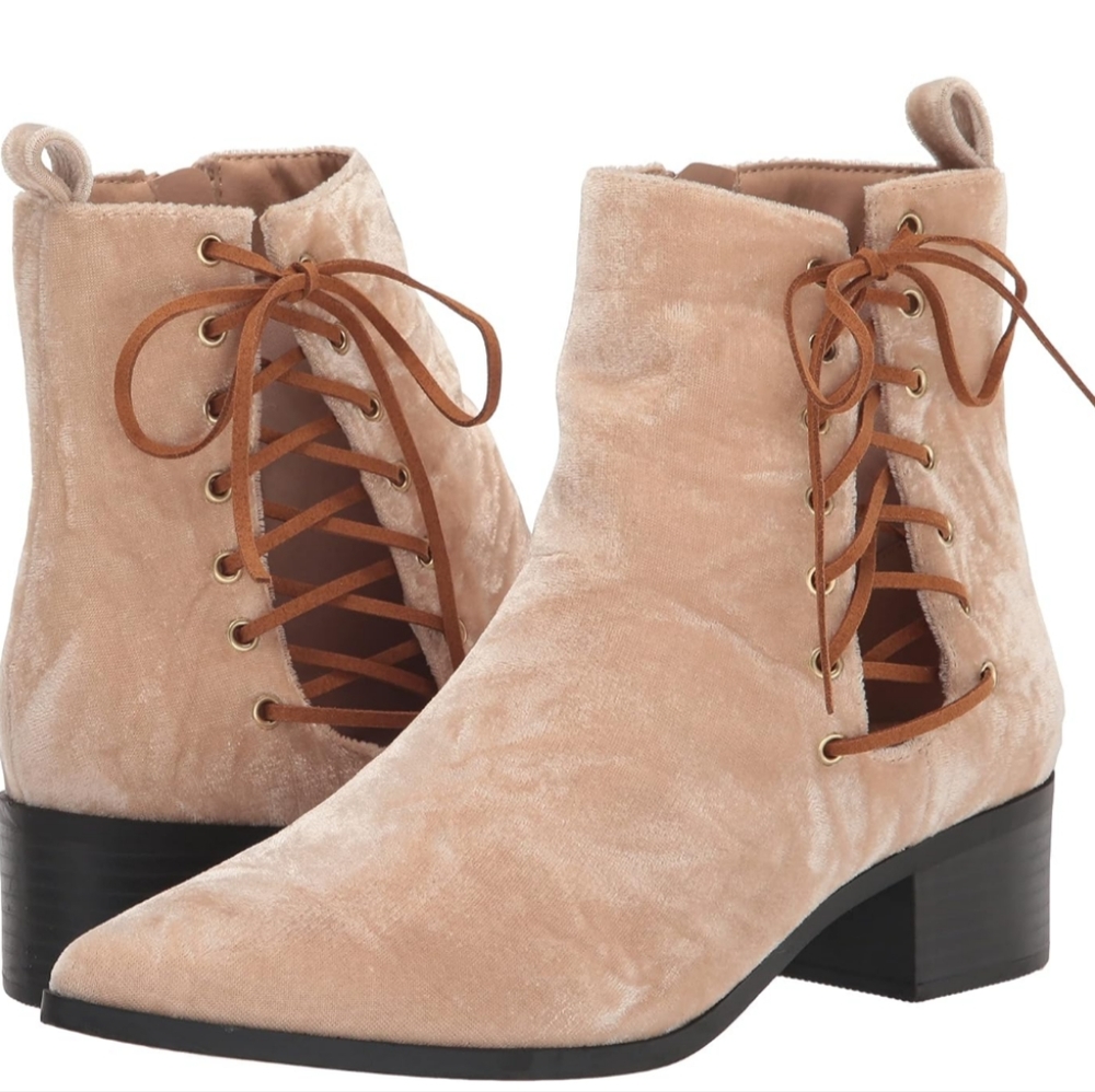 NEW🔥$85 🤩Stunning Journey Collection Buttery "Aqua" Ankle Boots in sz 7